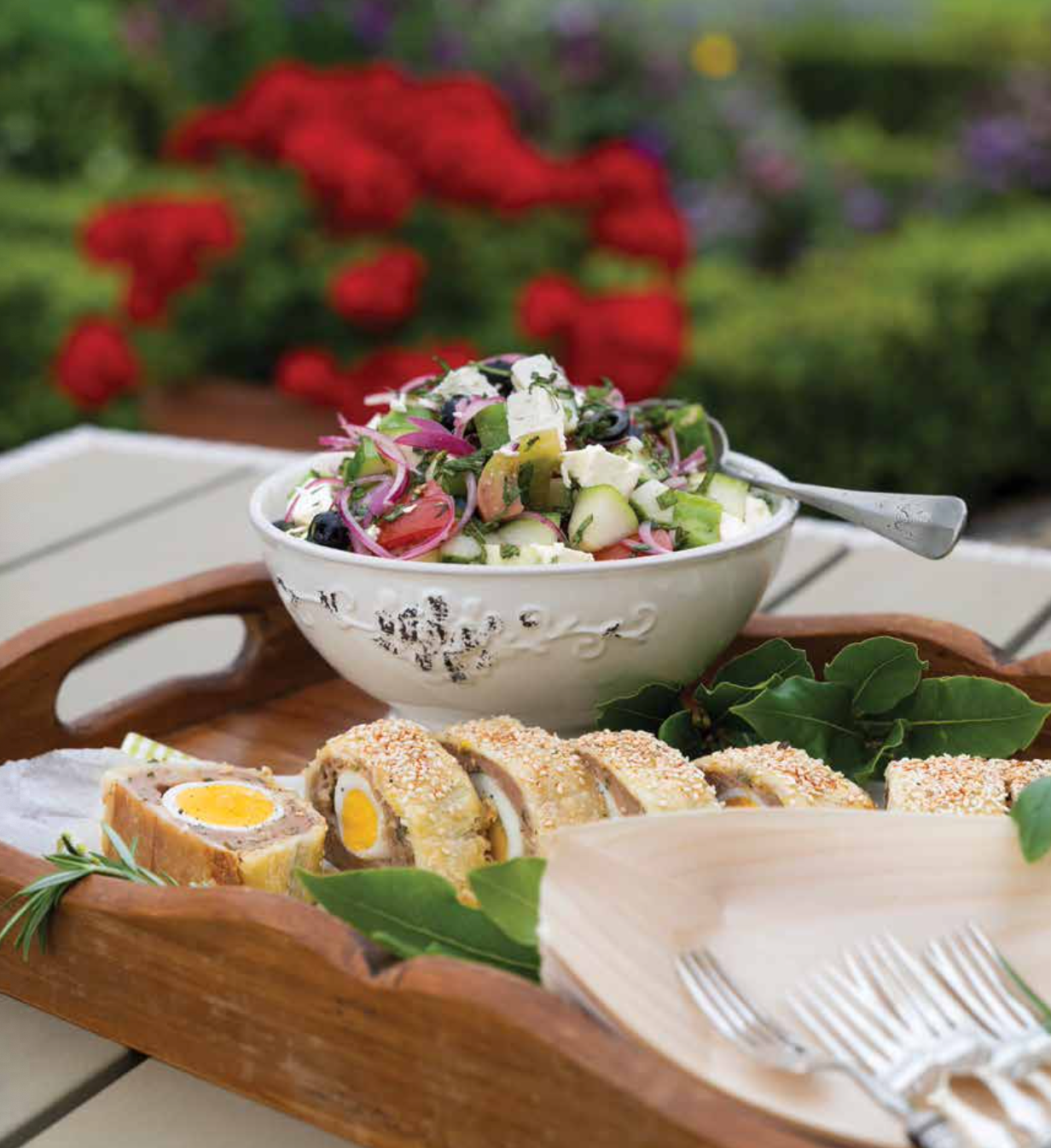 sausage & egg picnic roll – Tangleby Gardens