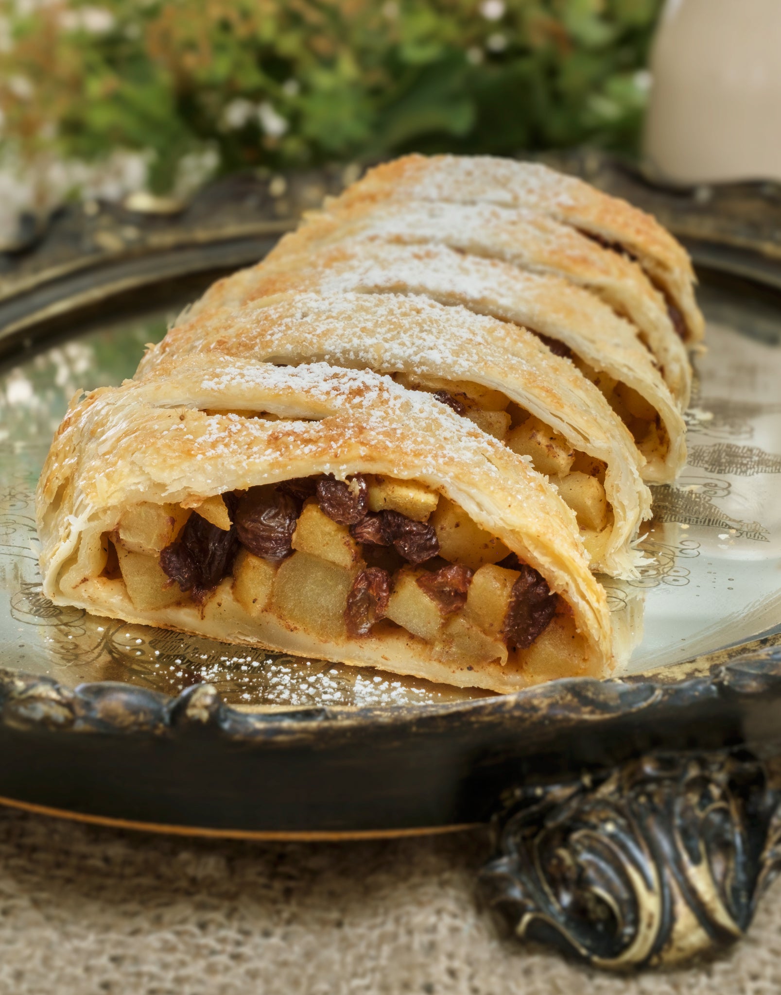 Apple, Rum and Raisin Strudel – Tangleby Gardens