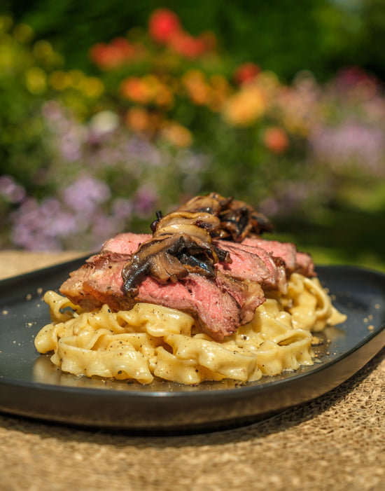 Creamy Pepper Pasta with Sliced Steak