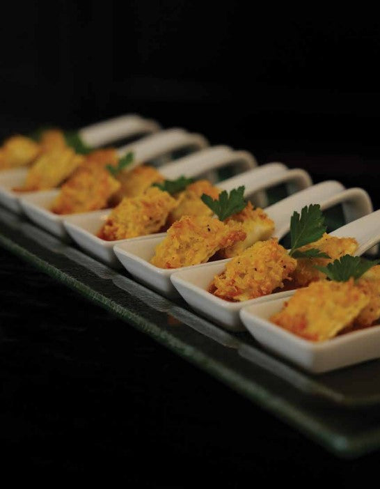 Crispy ravioli with pasta sauce canapé