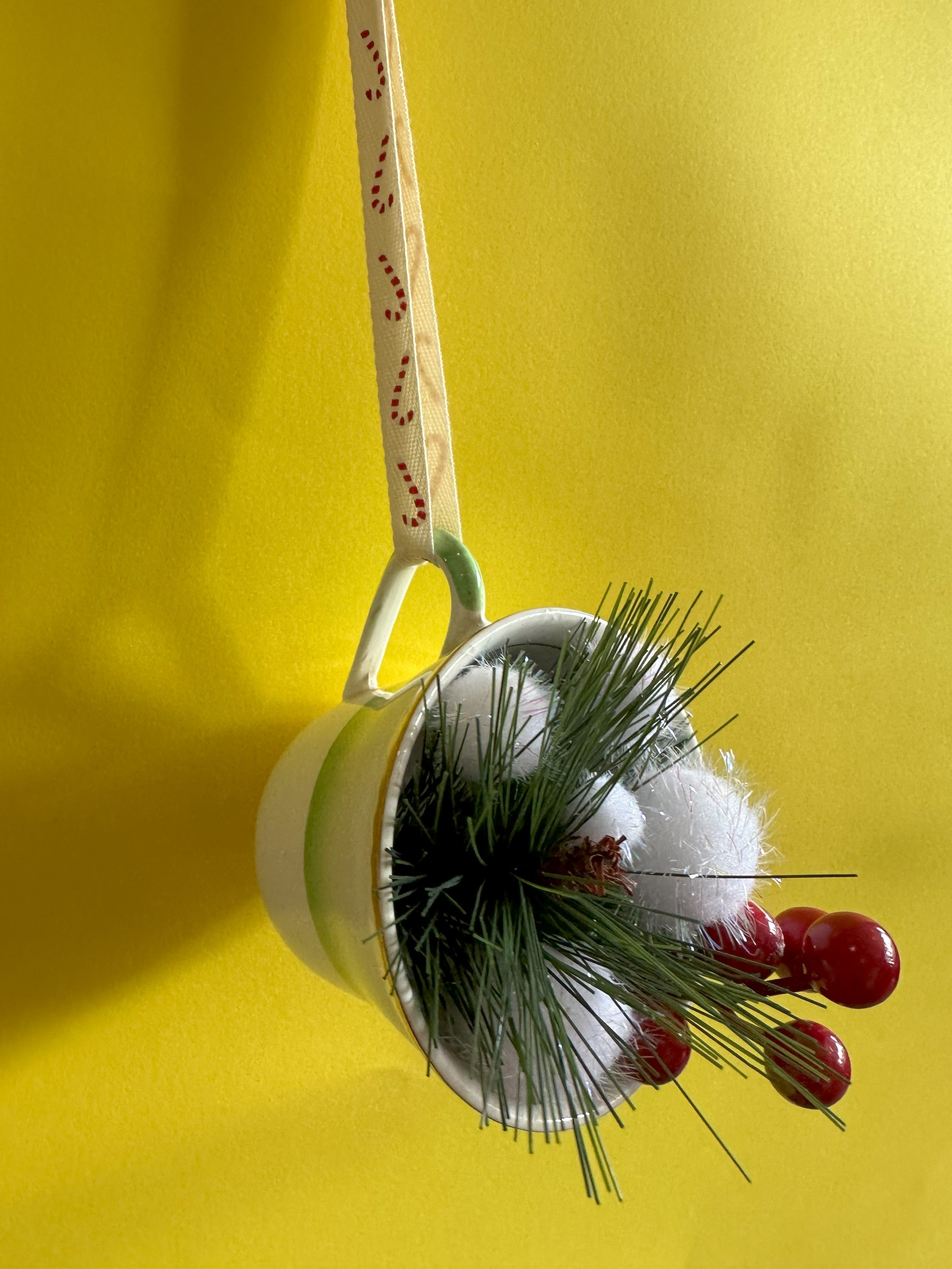 Cup Decorations – Tangleby Gardens