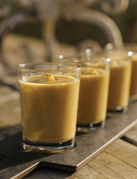 Curried cauliflower and apple soup